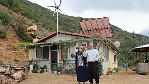  Eşiyle Birlikte Şehirden Kaçtı Doğada Yaşıyor