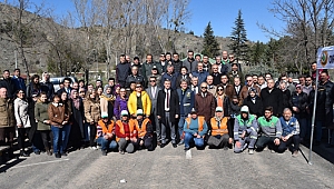 Orman çalışanlarından fidan dikim şöleni