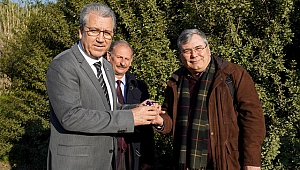 Rektör Budak’tan girişimcilere sakız ağacı yetiştiriciliği çağrısı