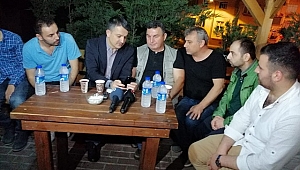 Bakan Pakdemirli; elektrikli traktörü ilk taksi esnafına izletti