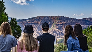Alman ve Türk Öğrenciler Karabağlar Yangın Bölgesini Gezdiler